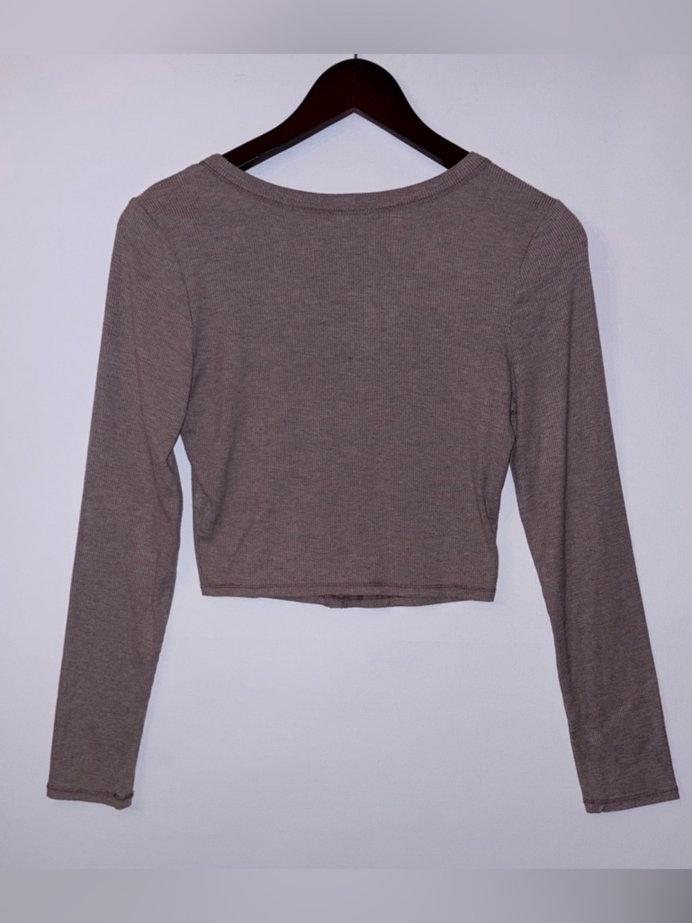 Bozzolo Ribbed Cropped Button Up Cardigan - Picture 2 of 3